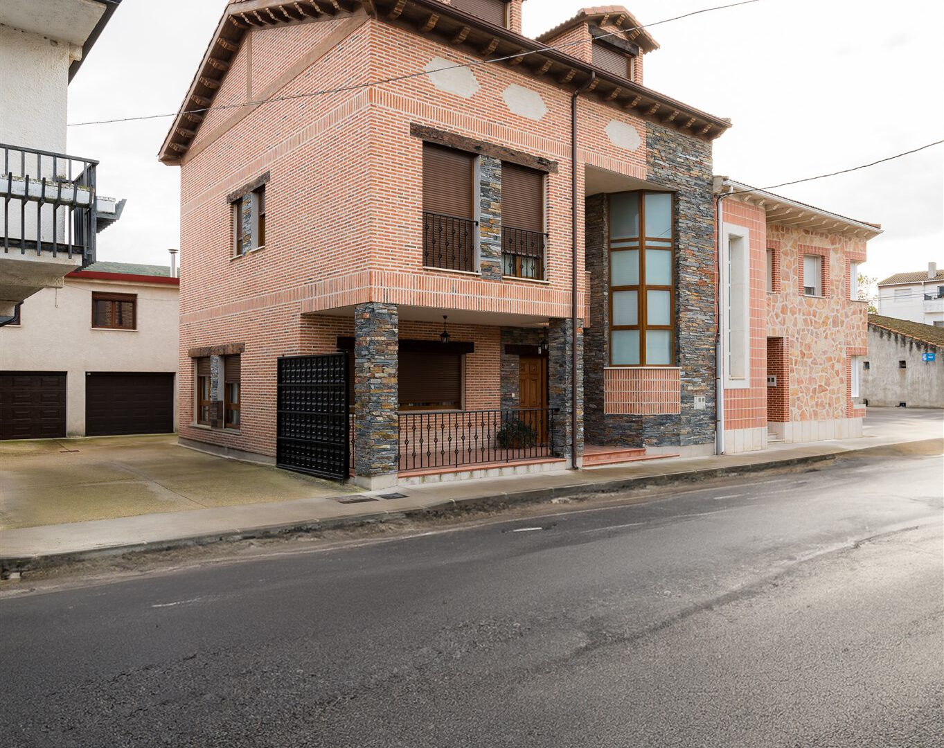 ARQUIDIMOP93 S.LP MARTIN | ORTEGA Arquitectos